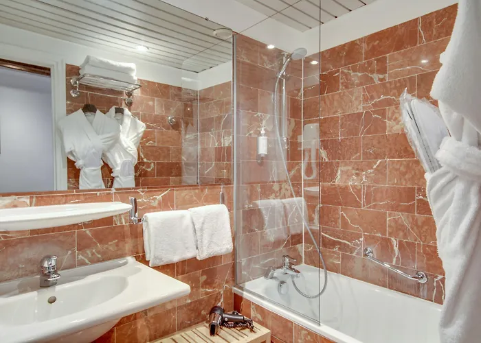 Sevres Saint Germain Paris